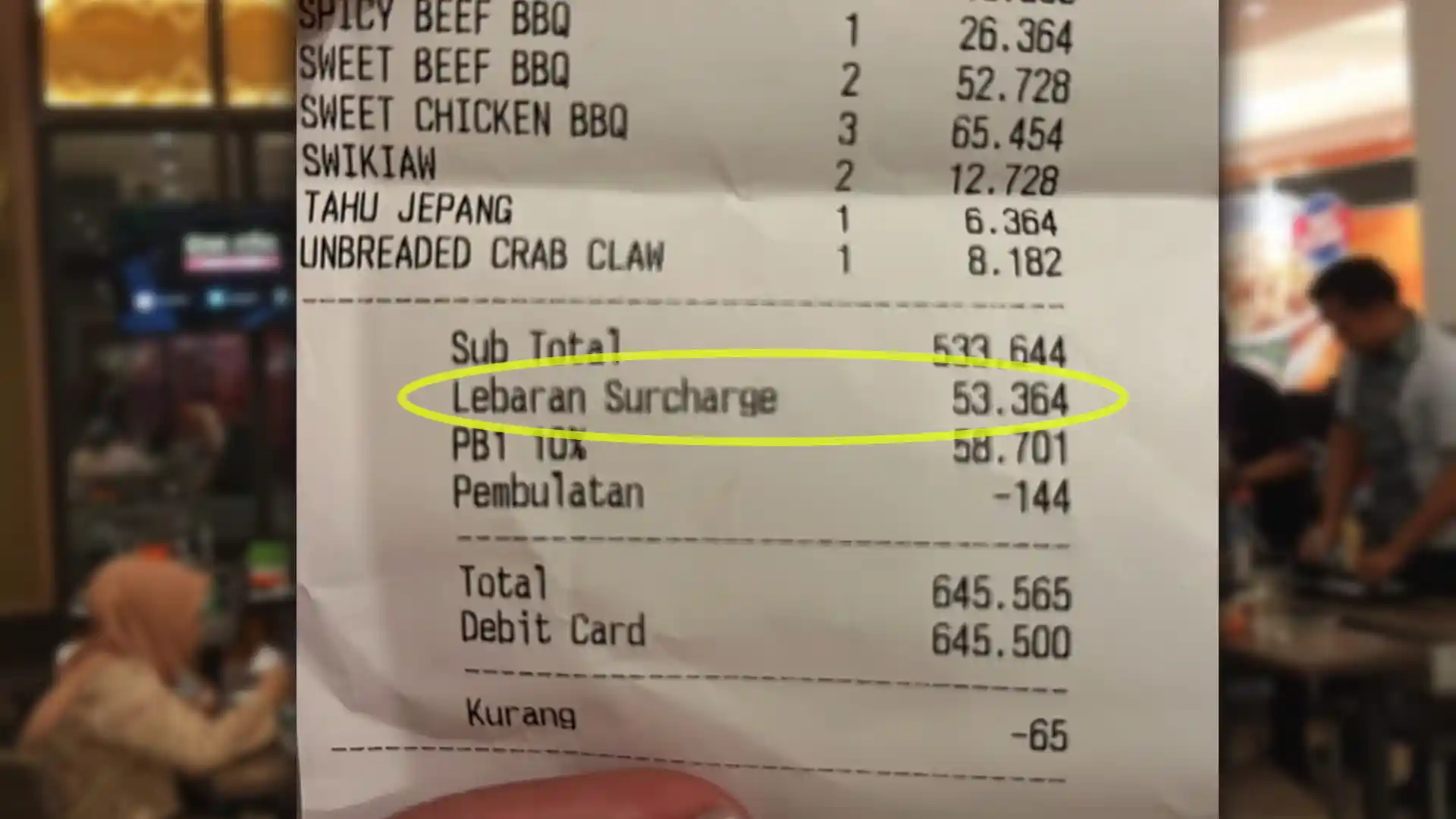 Struk berisikan Lebaran Surcharge, Biaya tambahan oleh retoran untuk mensiasati kenaikan saat lebaran
